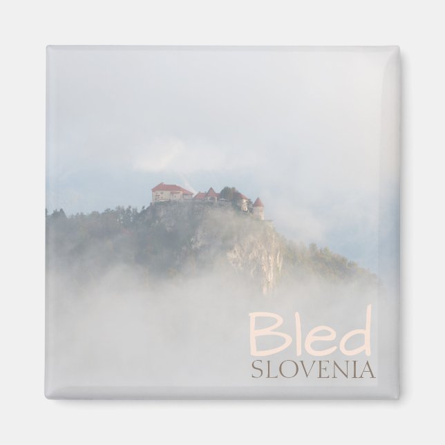 Bled castle surrounded by clouds magnet (Front)