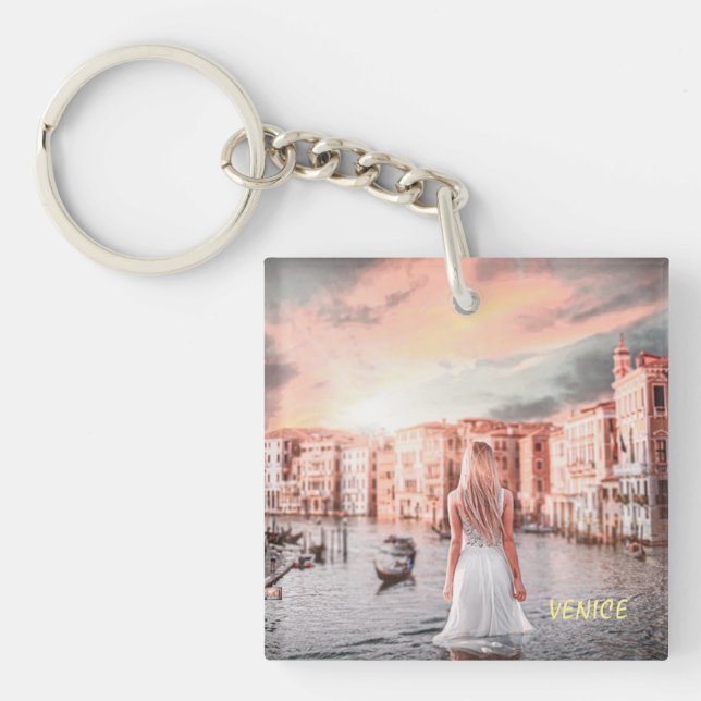 Blondie In Romantic Venice    Key Ring (Front)