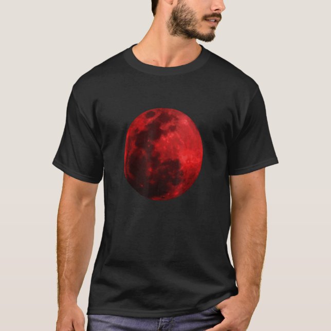 Blood Moon Red Graphic Realistic Outer Space Gift  T-Shirt (Front)