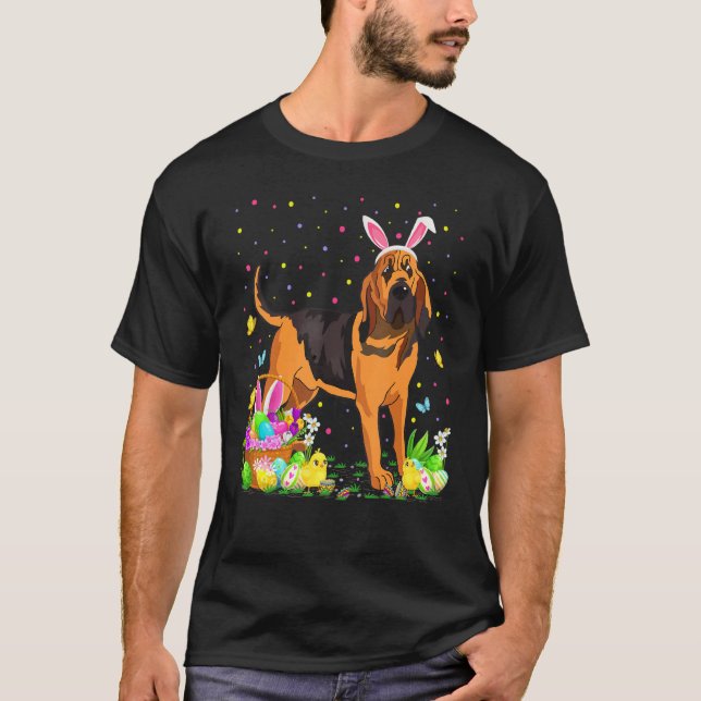 Bloodhound Dog Bunny Egg Hunting Bloodhound Easter T-Shirt (Front)