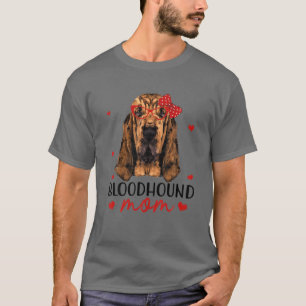 Bloodhound Mama Dog Bandanna Dog Lover Gifts T-Shirt
