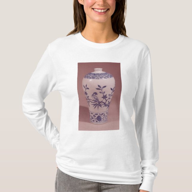 Blossom vase, Ming dynasty T-Shirt (Front)