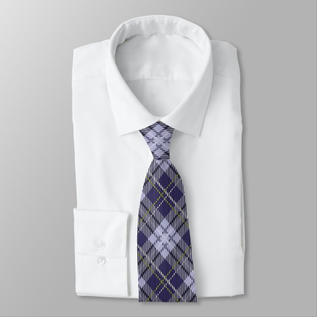 Blue and grey tartan plaid pattern tie (Tied)
