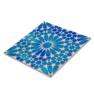 Blue and white aesthetic pattern tile