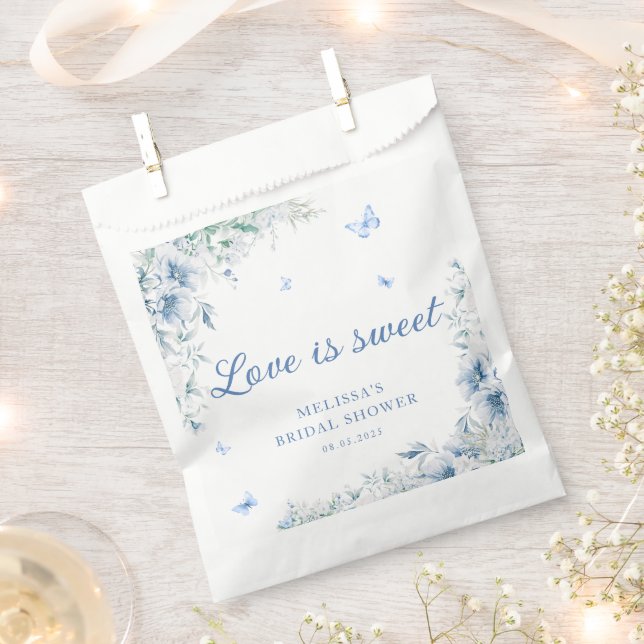 Blue and White Chinoiserie Elegant Bridal Shower Favour Bags (Clipped)