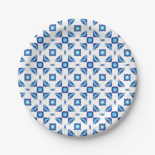 Blue and white geometric pattern paper plate