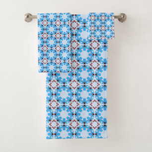 Blue and white geometric patterned  bath towel set