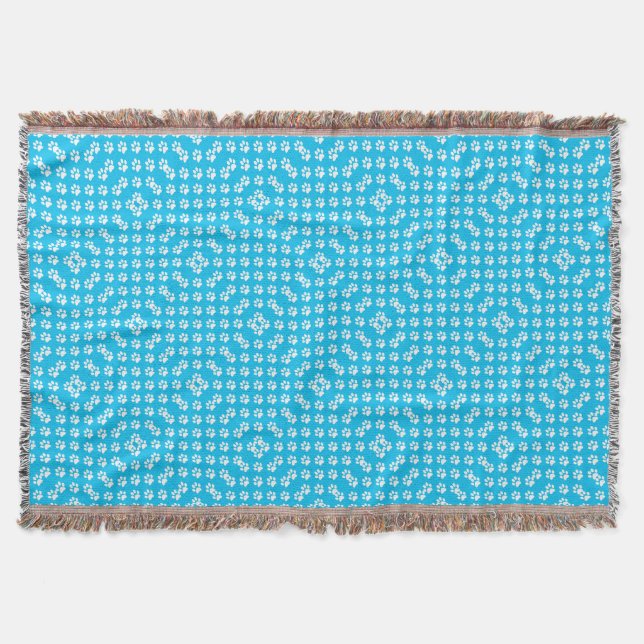 Blue and white paws pattern throw blanket (Front)