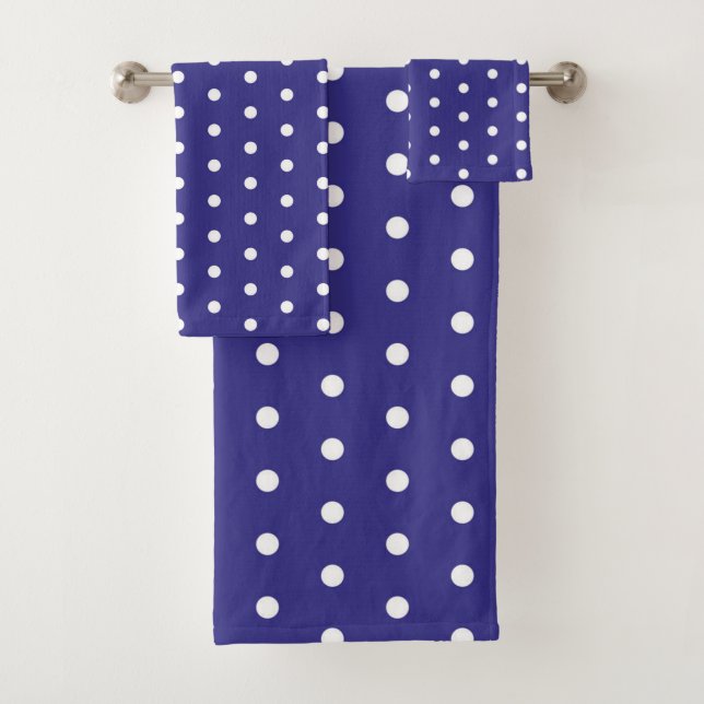 Blue and White Polka Dot Pattern Bath Towel Set (Insitu)