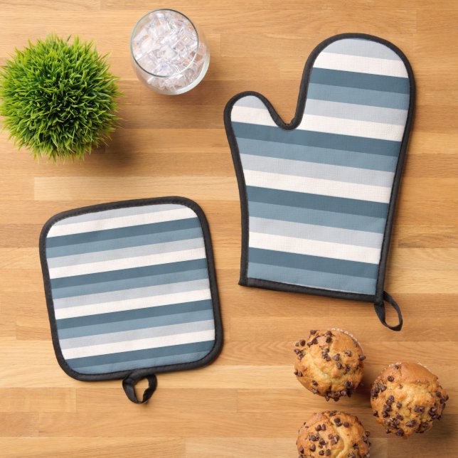Blue and White Stripes Oven Mitt & Pot Holder Set (Top Down)