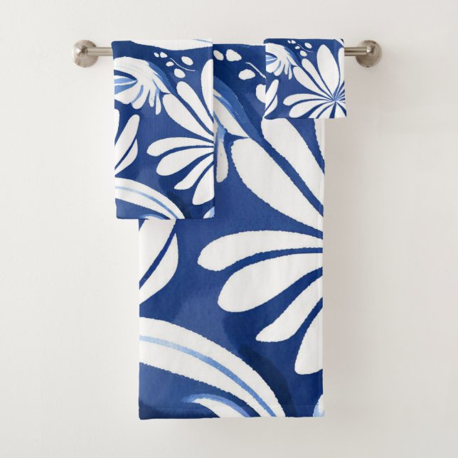 Blue Botanical Watercolor Floral Pattern Bath Towel Set (Insitu)