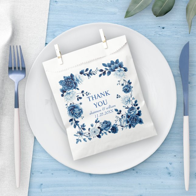 Blue Chinoiserie floral frame wedding Thank You Favour Bags (Creator Uploaded)