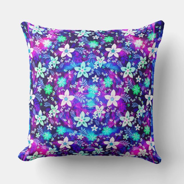 Blue Floral Pattern - Edelweiss Flower Geometric T Cushion (Front)
