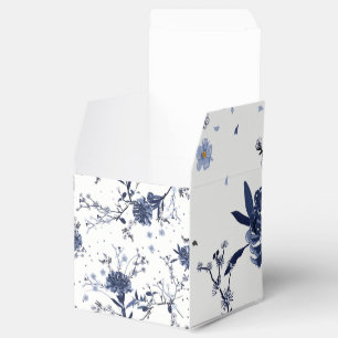 Blue flowers favour box