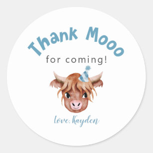 Blue Highland Cow Birthday Party Favour  Classic Round Sticker