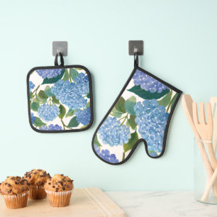 Blue Hydrangeas Beautiful Floral Bush Oven Mitt & Pot Holder Set