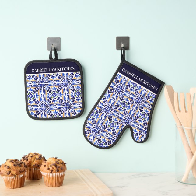 Blue Majolica Vietri blue tiles personalised gifts Oven Mitt & Pot Holder Set (Insitu(Hanging))