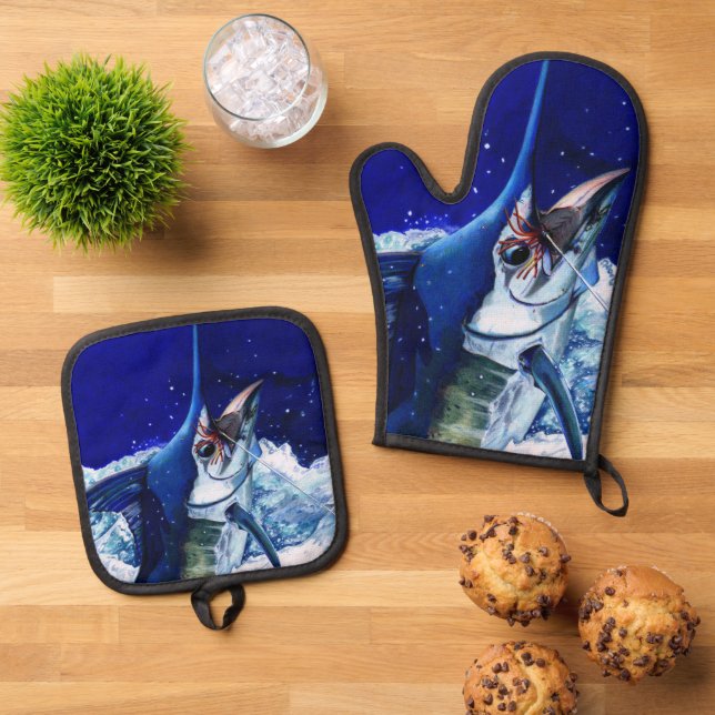 Blue Marlin Oven Mitt & Pot Holder Set (Top Down)