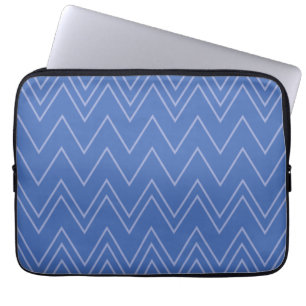 Blue, modern, simple, cool, trendy zigzag pattern laptop sleeve