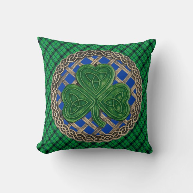 Blue Shamrock Celtic Knots On Green Plaid Cushion (Front)