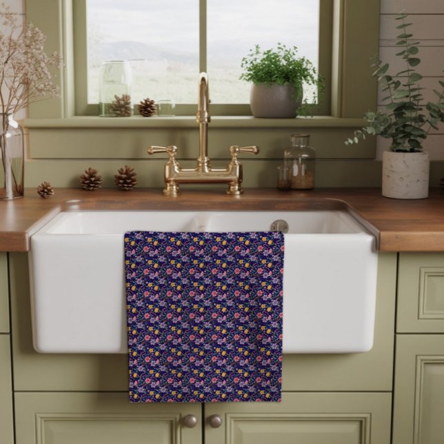 Blue simple wildflower pattern  tea towel (Creator Uploaded)