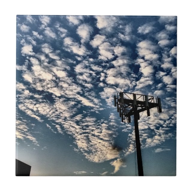 Blue Skies with Scattered Clouds - HDR Tile (Front)