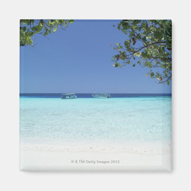 Blue sky and sea 9 magnet (Front)