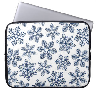 Blue snowflakes laptop sleeve