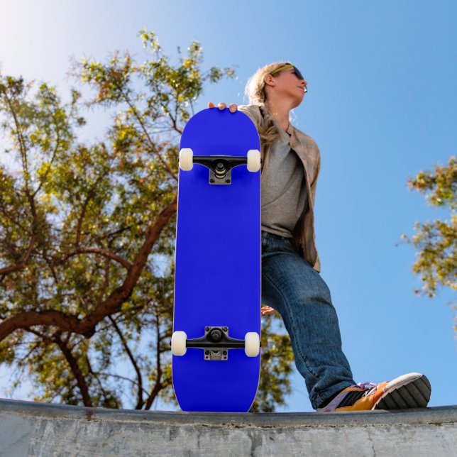 Blue  (solid colour)   skateboard (Outdoor 1)