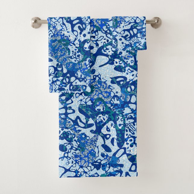 Blue Spotted Graphic Abstraction Bath Towel Set (Insitu)