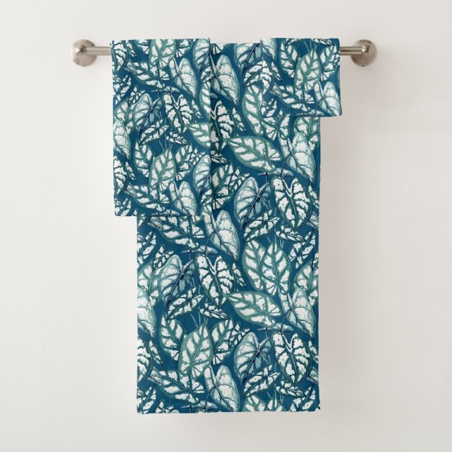 Blue Teal Tropical Leaves Bath Towel Set (Insitu)