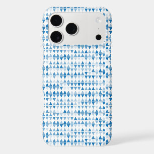 blue triangle pattern background