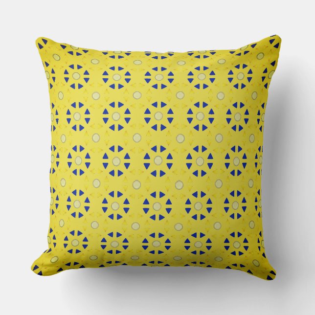Blue Triangles In Circle  Cushion (Front)