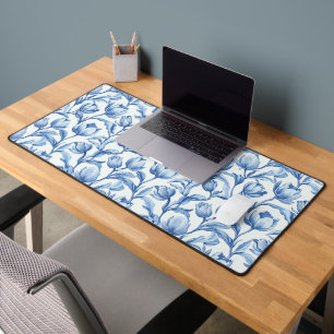 Blue Tulip vintage floral pattern Desk Mat