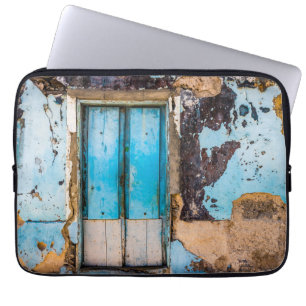 Blue wall and door laptop sleeve
