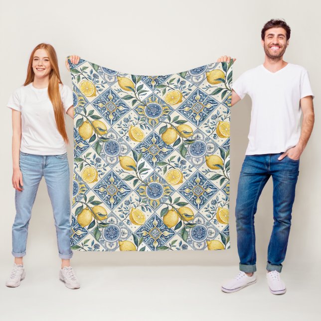 Blue Watercolor Lemon Fleece Blanket (In Situ)