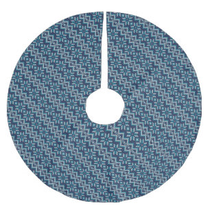 Blue & White Faux Knit Sweater Snowflakes Pattern Brushed Polyester Tree Skirt