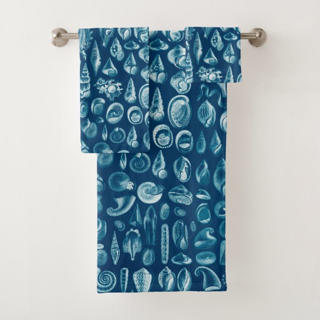 Blue & White Seashells Pattern Bath Towel Set (Insitu)