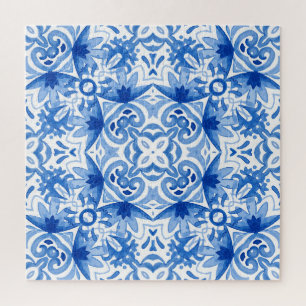 Blue white tile, watercolor seamless pattern. jigsaw puzzle