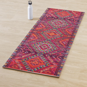 Blush Bazaar: Pink Moroccan Heritage Elegance Yoga Mat