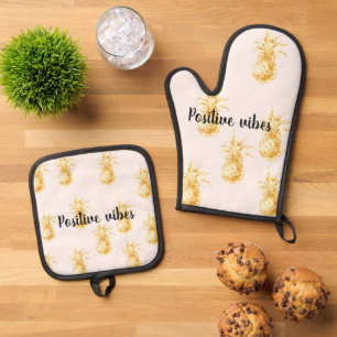 Blush Gold Tropical Pineapples personalised quote Oven Mitt & Pot Holder Set