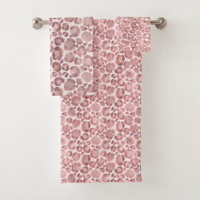 BLUSH PINK ANIMAL PRINT BATHROOM TOWEL SET (Insitu)