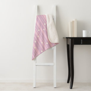 Blushing Heart Stripes Pattern Sherpa Blanket