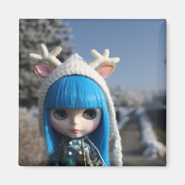 Blythe blue magnet (Front)