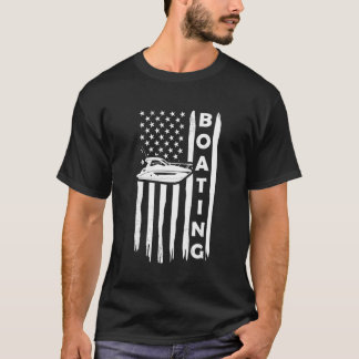 Boating vintage USA american flag distress style a T-Shirt