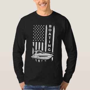 Boating vintage USA american flag distress style a T-Shirt