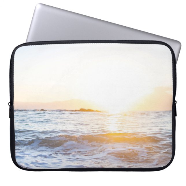 Body of water under sunset laptop sleeve (Front)