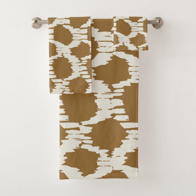 Boho Circles Earthy tones contemporary minimalist Bath Towel Set (Insitu)