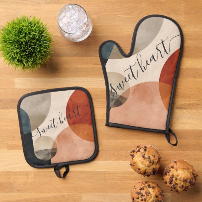 Boho Custom Name Oven Mitt & Pot Holder Set (Top Down)