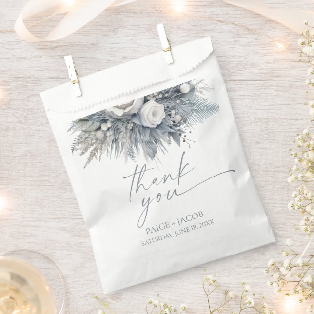 Boho White Rose Floral Flower Garden Wedding Favour Bags (Clipped)